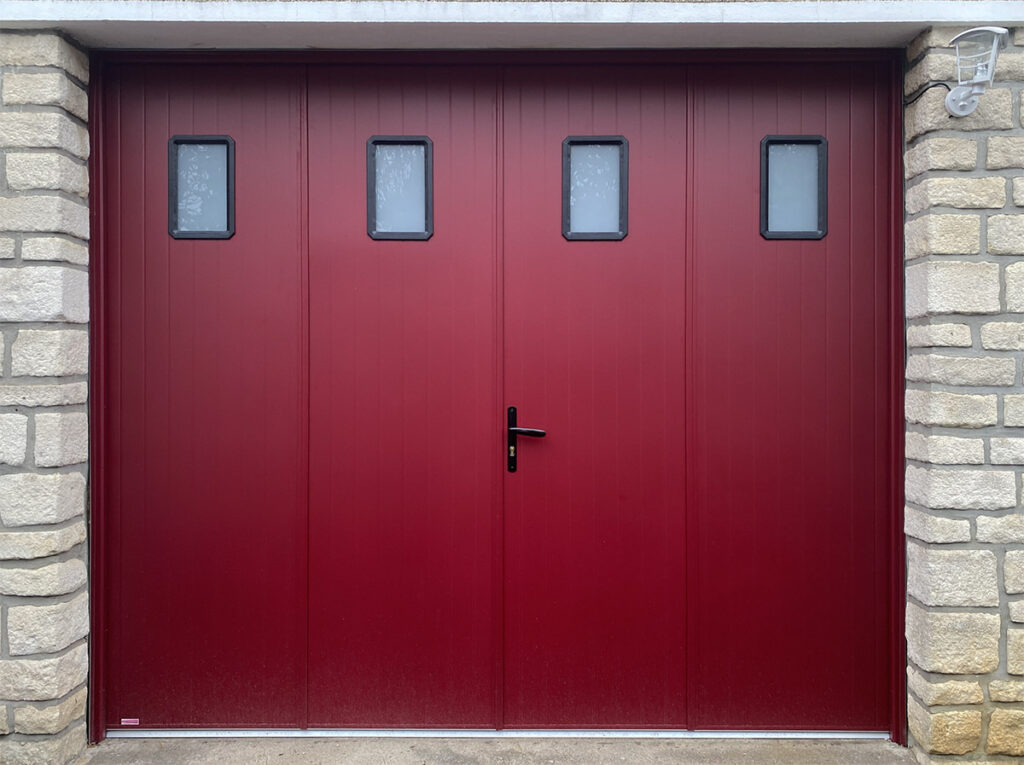 porte_garage_coulissante_rouge_alu_chateauroux